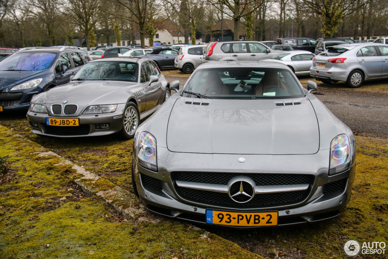 Mercedes-Benz SLS AMG