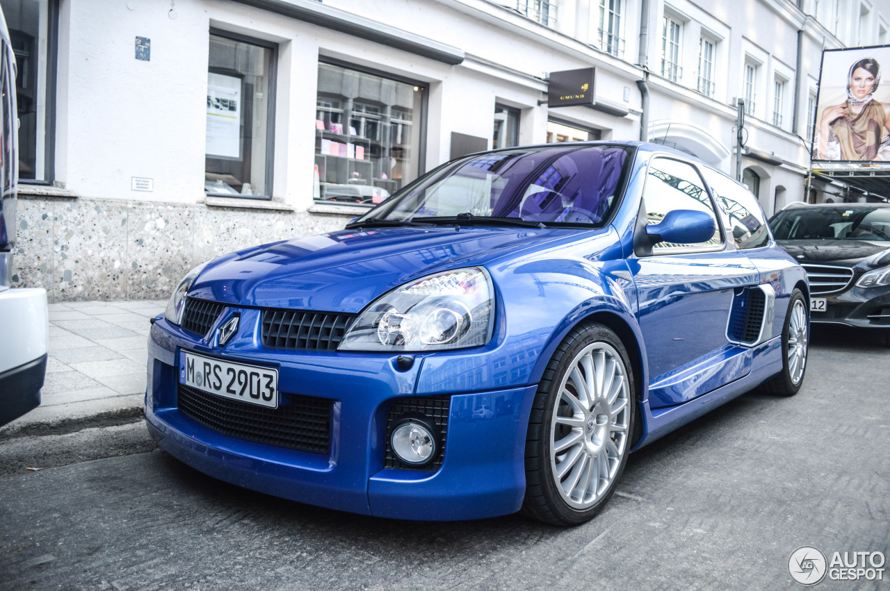 Renault Clio V6 Phase II