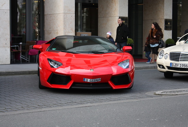 Lamborghini Aventador LP700-4 Roadster