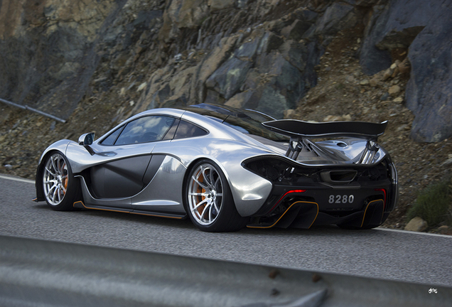 McLaren P1