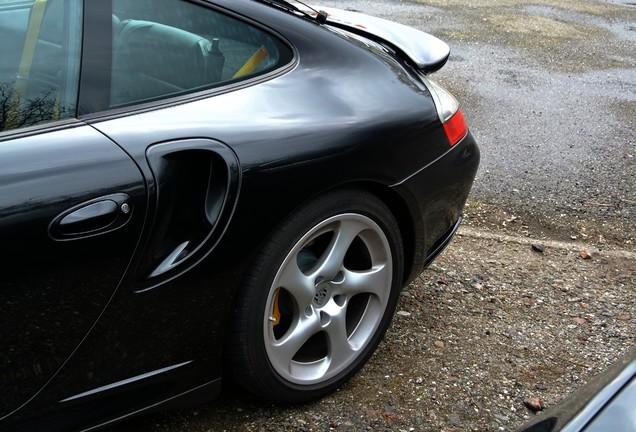 Porsche 996 Turbo