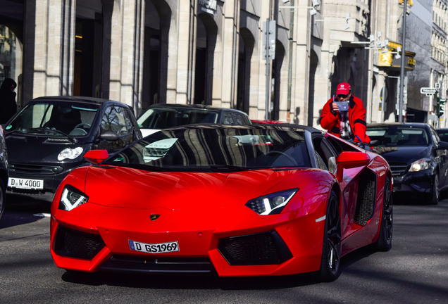 Lamborghini Aventador LP700-4 Roadster