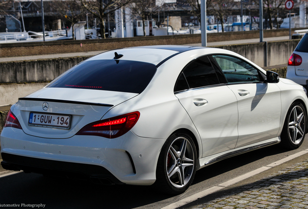 Mercedes-Benz CLA 45 AMG C117