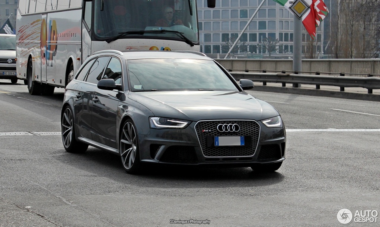 Audi RS4 Avant B8