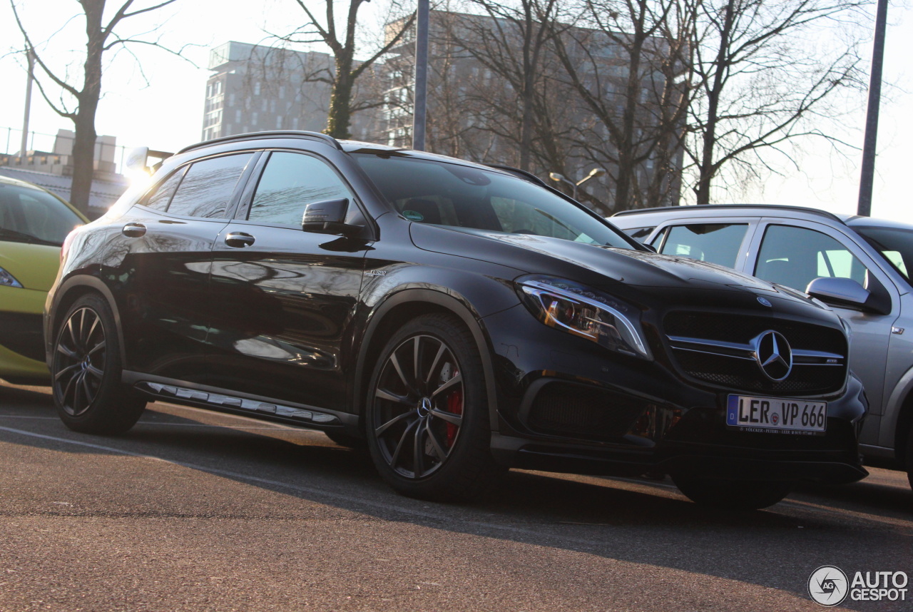 Mercedes-Benz GLA 45 AMG X156