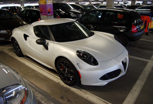 Alfa Romeo 4C Launch Edition