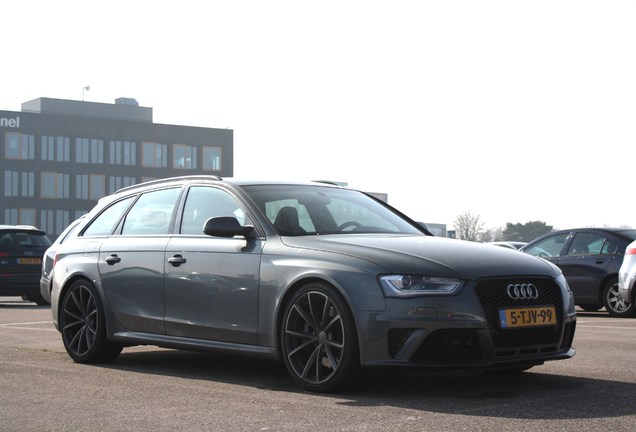 Audi RS4 Avant B8