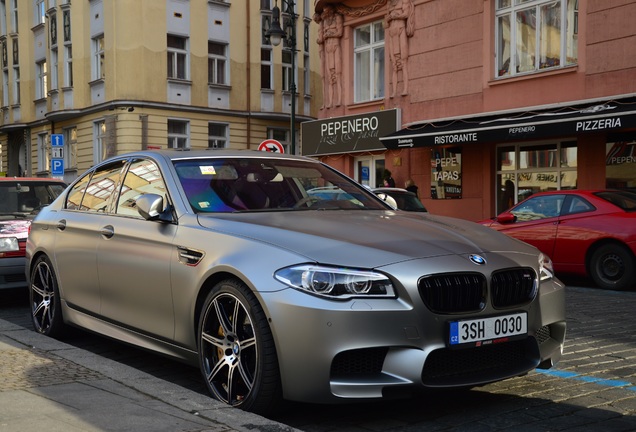 BMW M5 F10 30 Jahre Edition