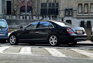 Mercedes-Benz S 63 AMG W221