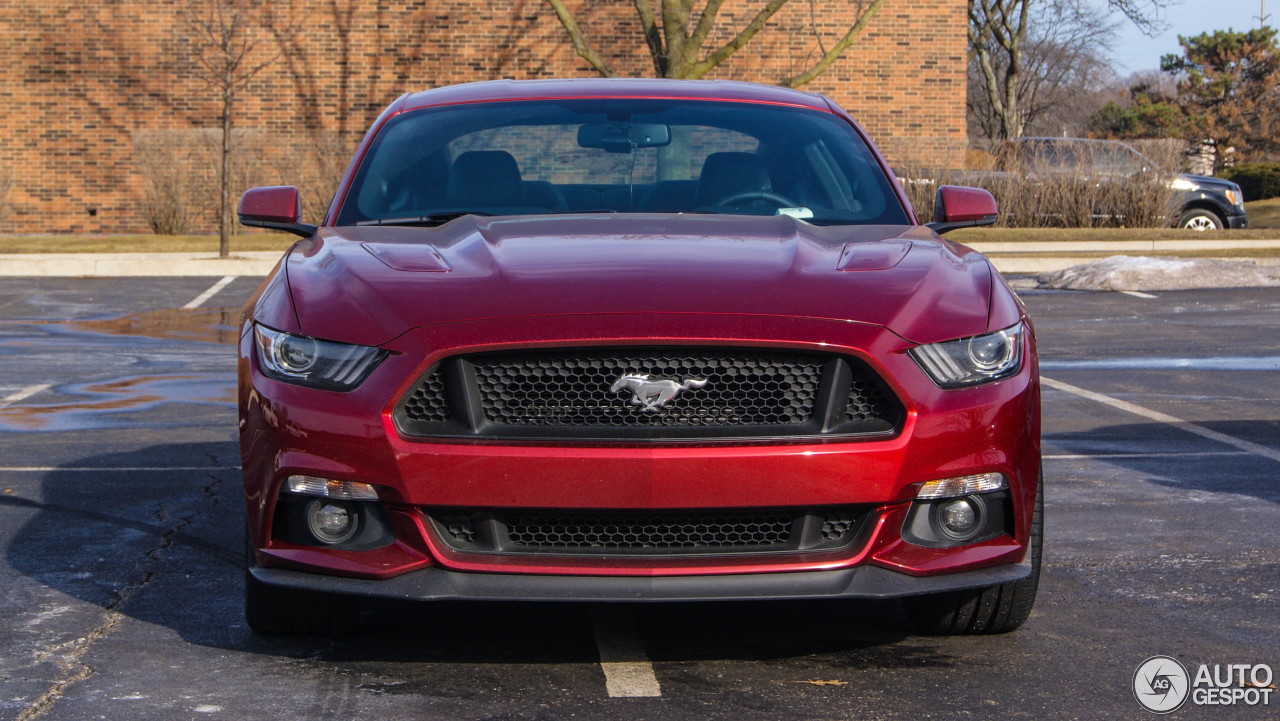 Ford Mustang GT 2015