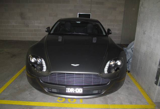 Aston Martin V8 Vantage