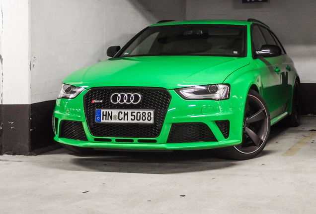 Audi RS4 Avant B8