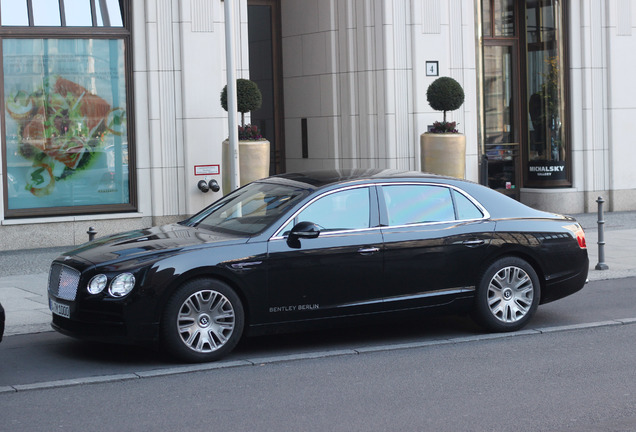 Bentley Flying Spur V8