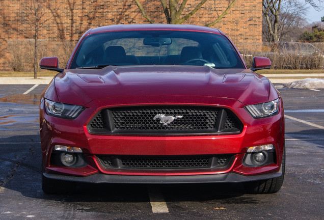 Ford Mustang GT 2015