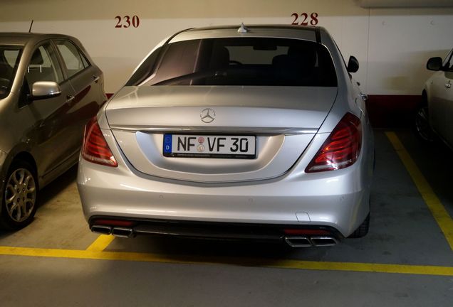 Mercedes-Benz S 63 AMG V222