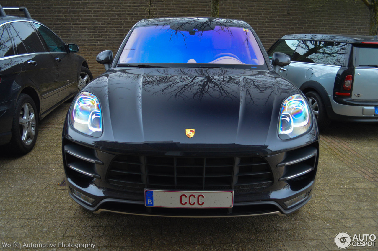 Porsche 95B Macan Turbo