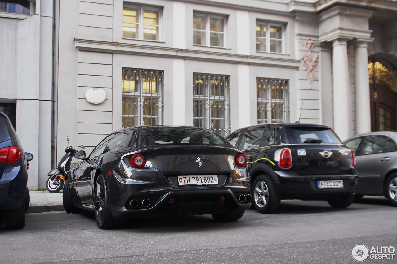 Ferrari FF