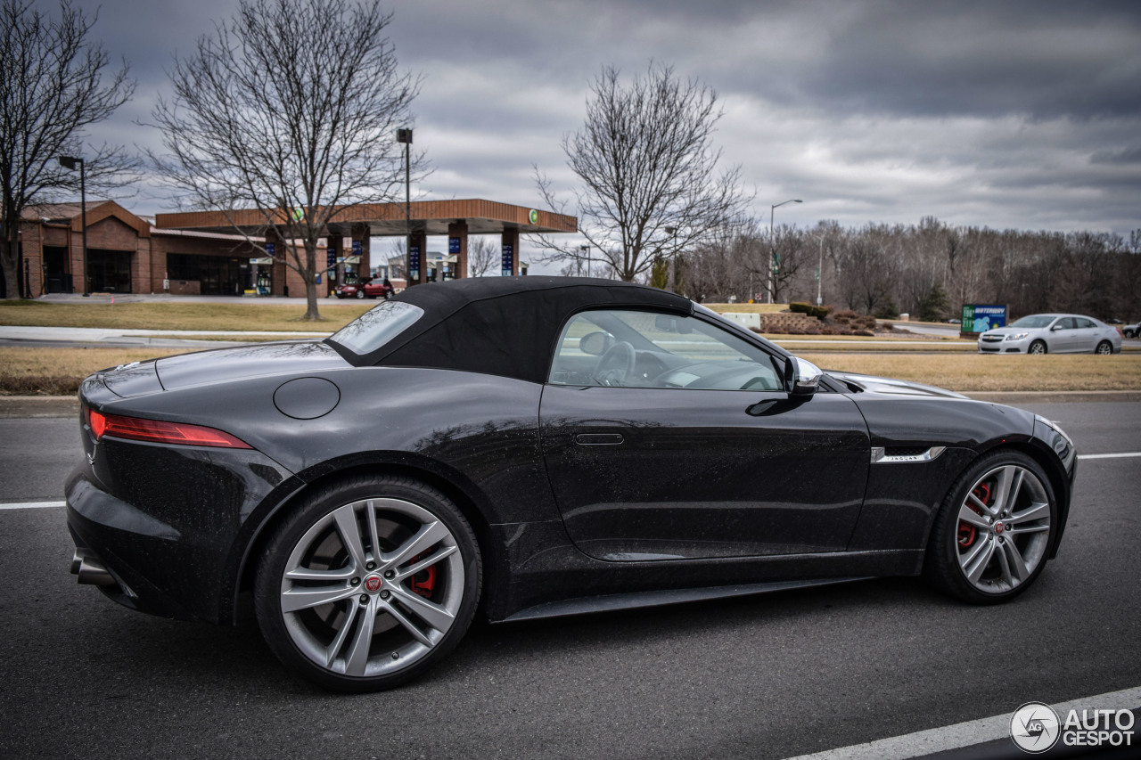 Jaguar F-TYPE S V8 Convertible