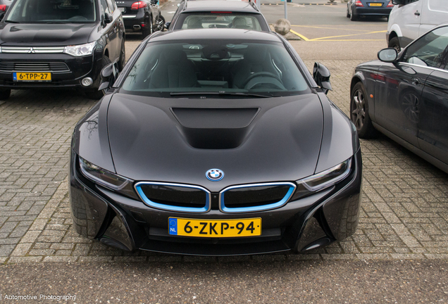 BMW i8