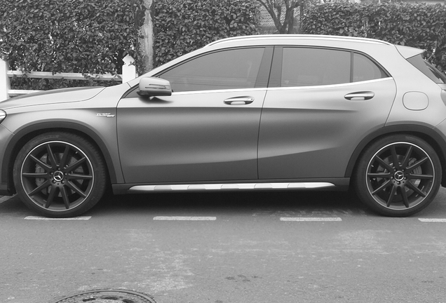 Mercedes-Benz GLA 45 AMG X156