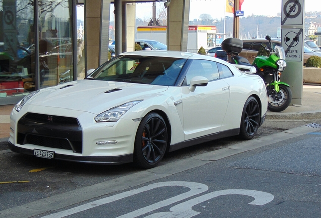 Nissan GT-R 2014