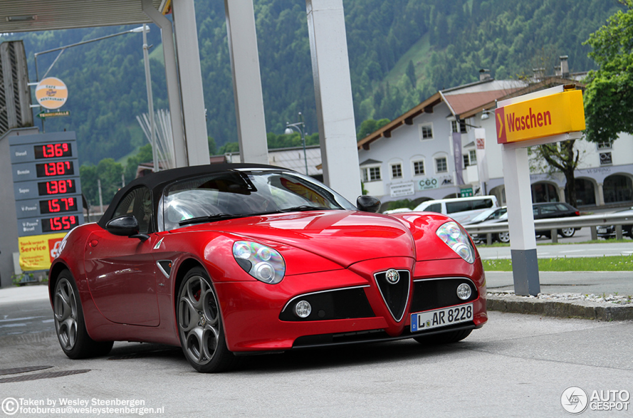 Alfa Romeo 8C Spider