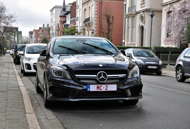 Mercedes-Benz CLA 45 AMG C117