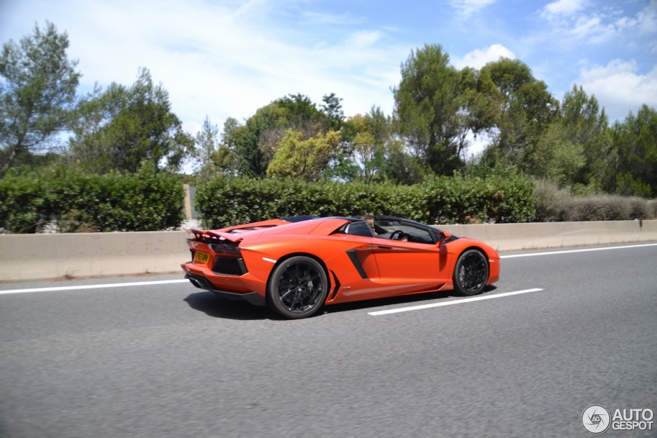 Lamborghini Aventador LP700-4 Roadster