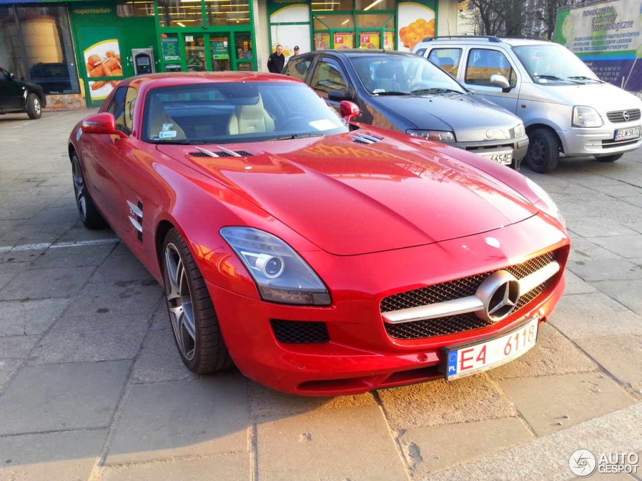 Mercedes-Benz SLS AMG