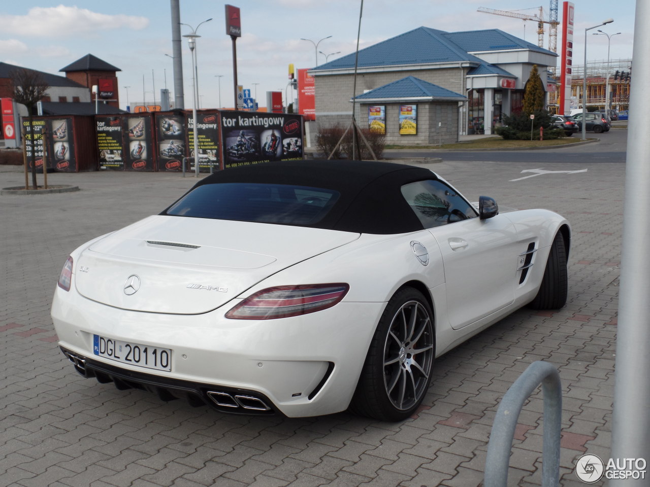 Mercedes-Benz SLS AMG Roadster