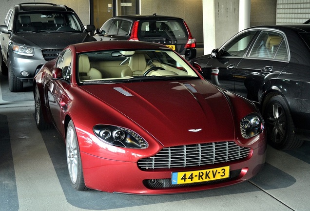 Aston Martin V8 Vantage