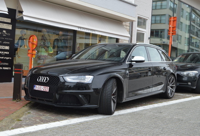 Audi RS4 Avant B8