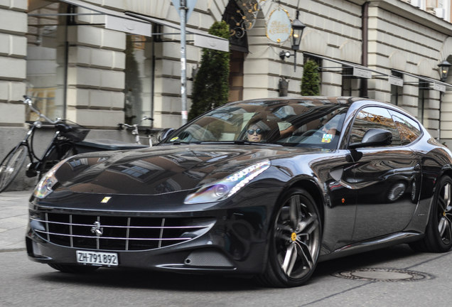 Ferrari FF