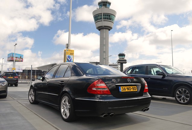 Mercedes-Benz E 55 AMG