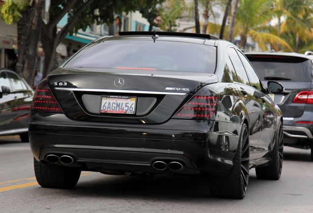 Mercedes-Benz S 63 AMG W221