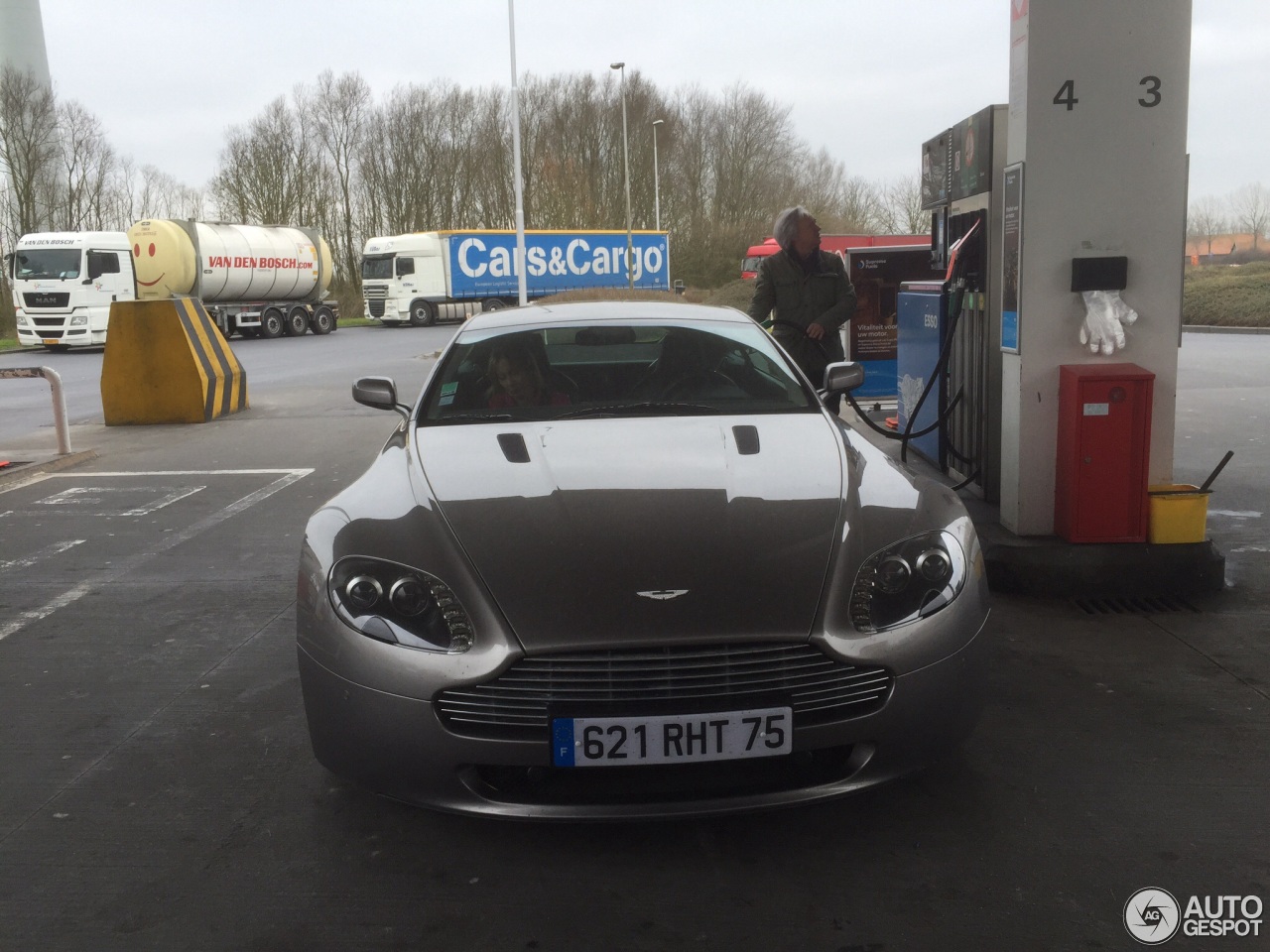 Aston Martin V8 Vantage