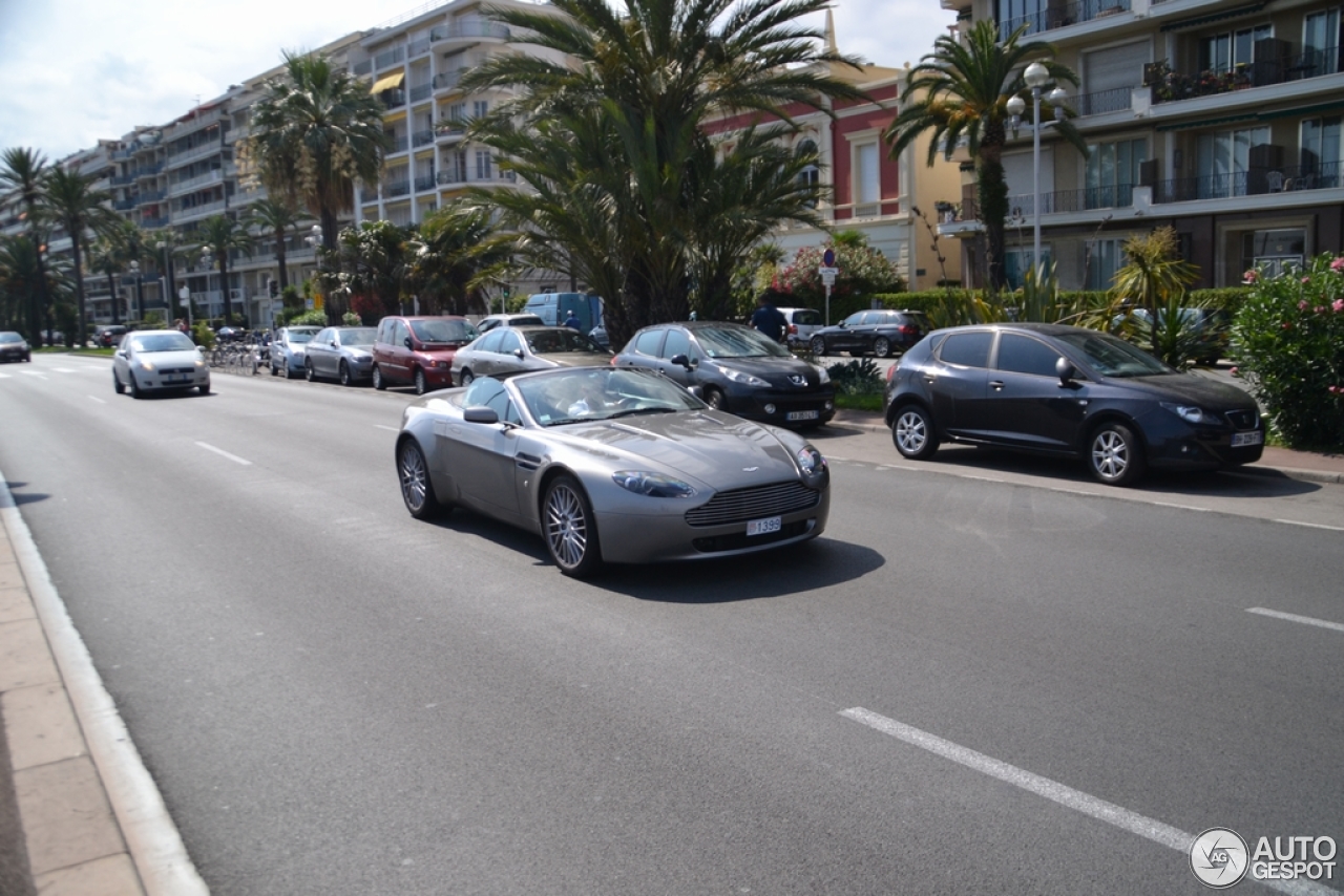 Aston Martin V8 Vantage Roadster