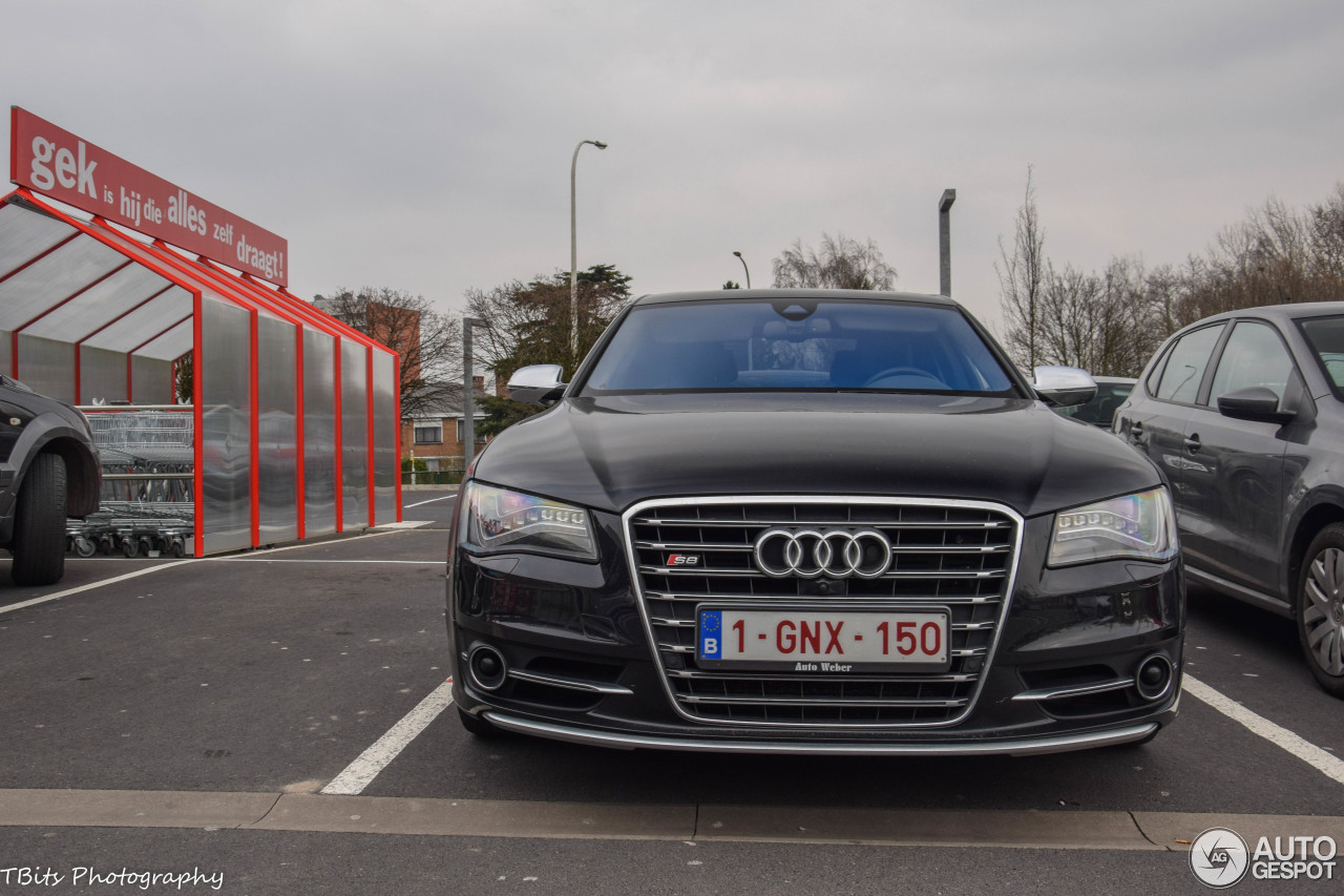 Audi S8 D4