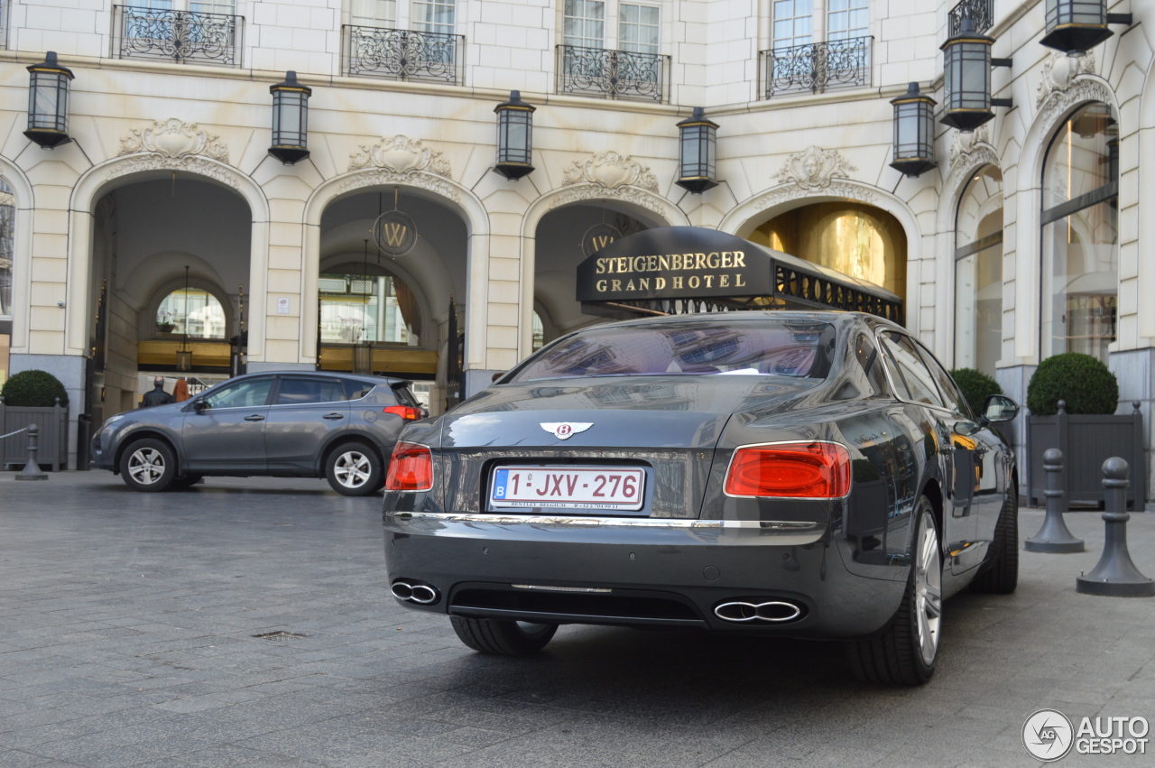 Bentley Flying Spur V8