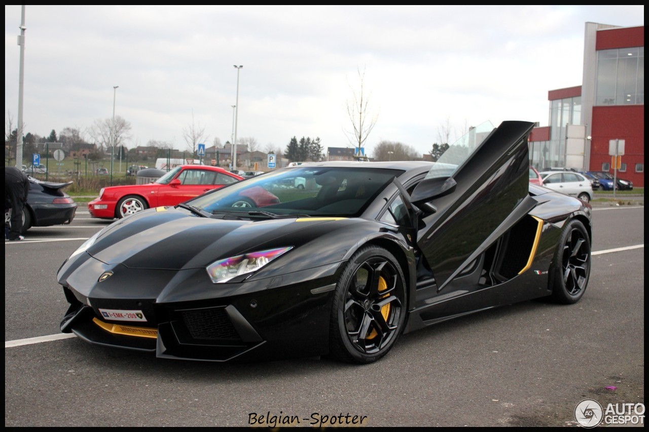 Lamborghini Aventador LP700-4