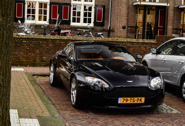 Aston Martin V8 Vantage