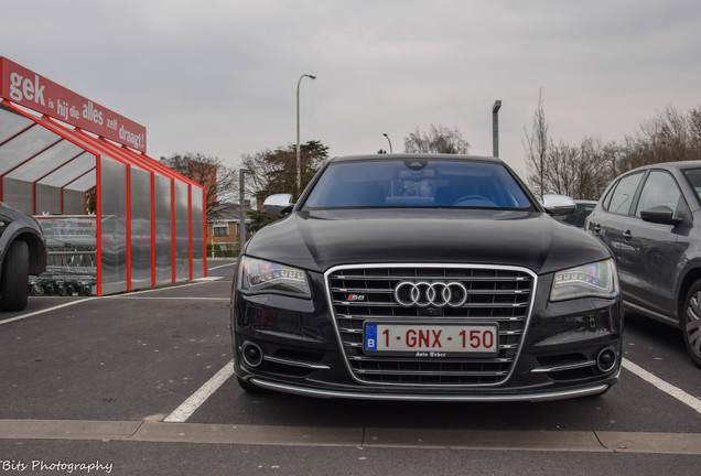 Audi S8 D4