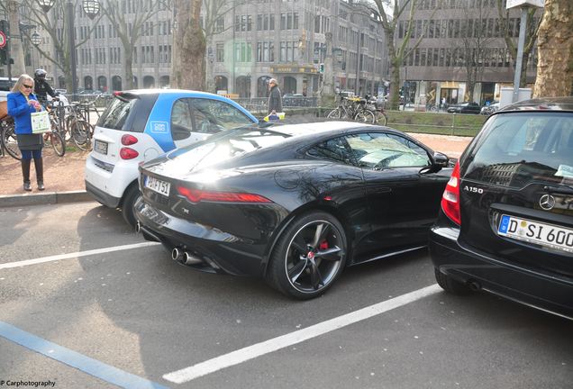 Jaguar F-TYPE R Coupé