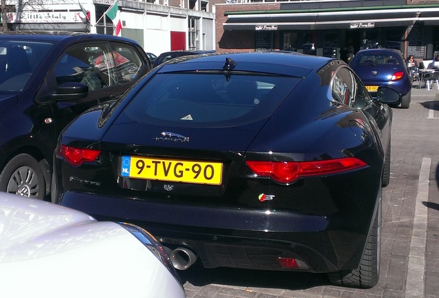 Jaguar F-TYPE S Coupé