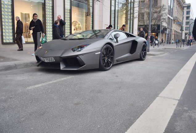 Lamborghini Aventador LP700-4 Roadster