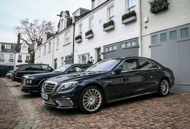 Mercedes-Benz S 65 AMG V222