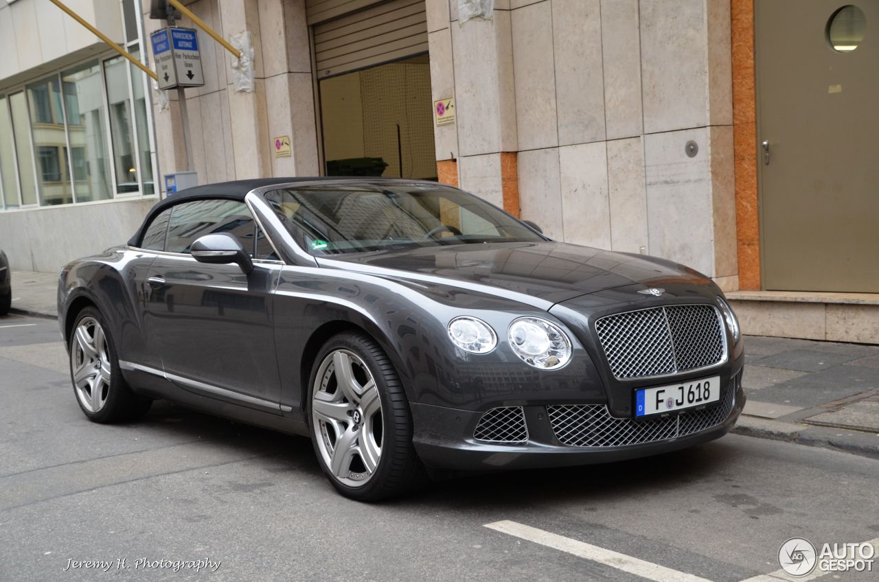 Bentley Continental GTC 2012