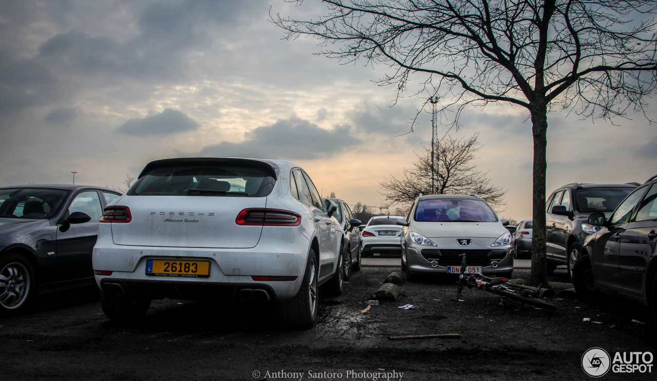 Porsche 95B Macan Turbo