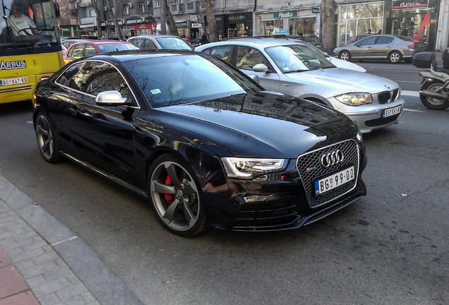 Audi RS5 B8 2012