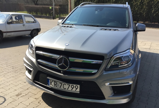 Mercedes-Benz GL 63 AMG X166